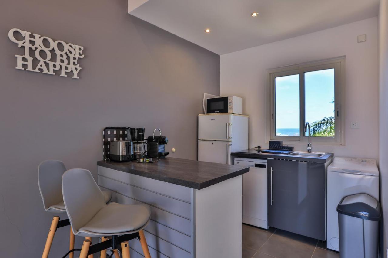 The Rock Apartment Cul de Sac ภายนอก รูปภาพ