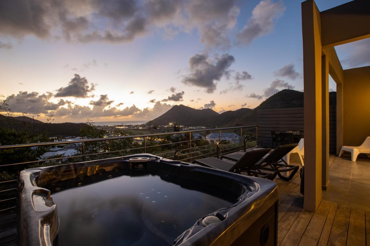 The Rock Apartment Cul de Sac ภายนอก รูปภาพ